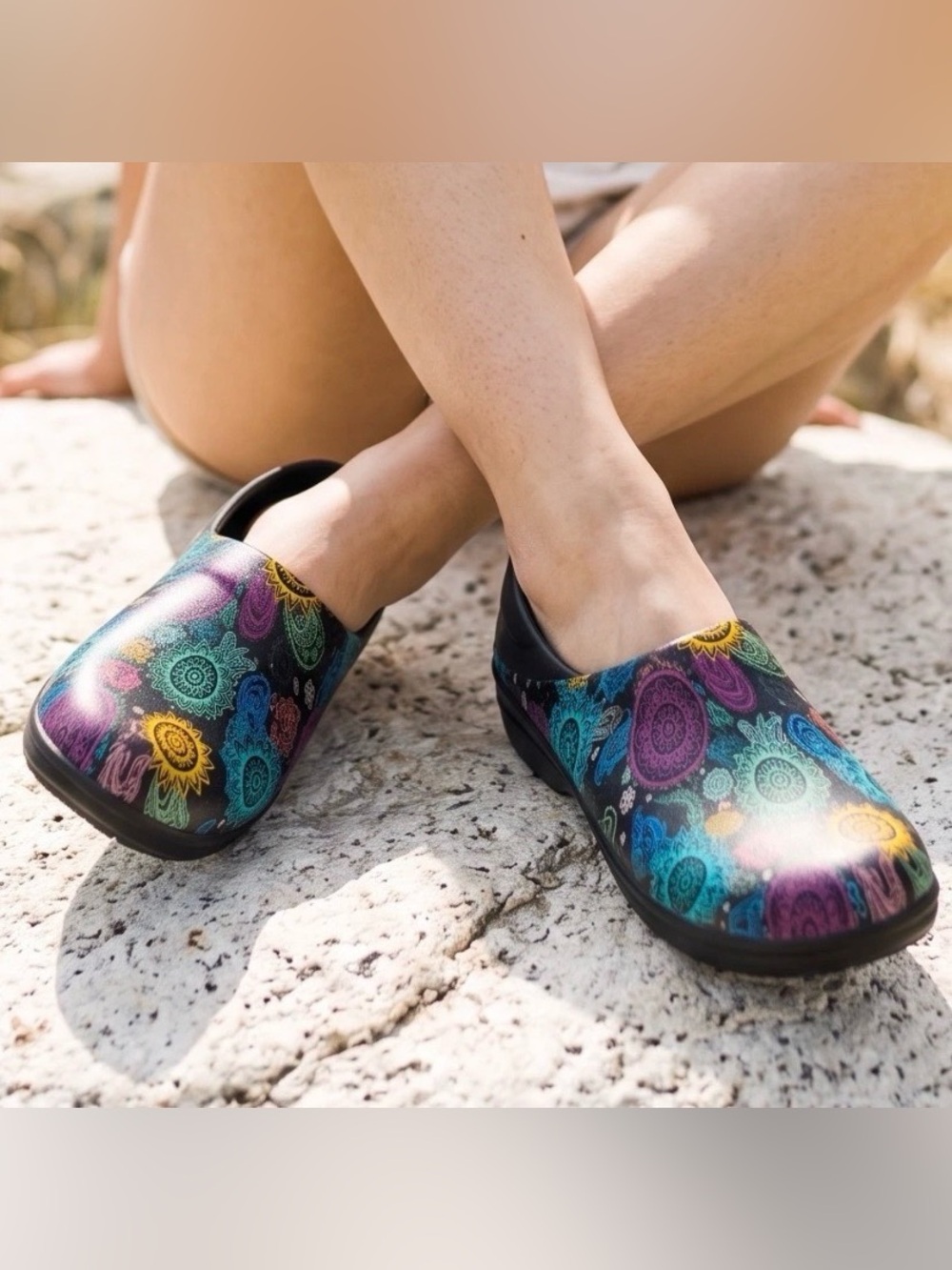Crocs Neria Pro II Graphic Clogs - Vibrant Multicolor Mandala Paisley